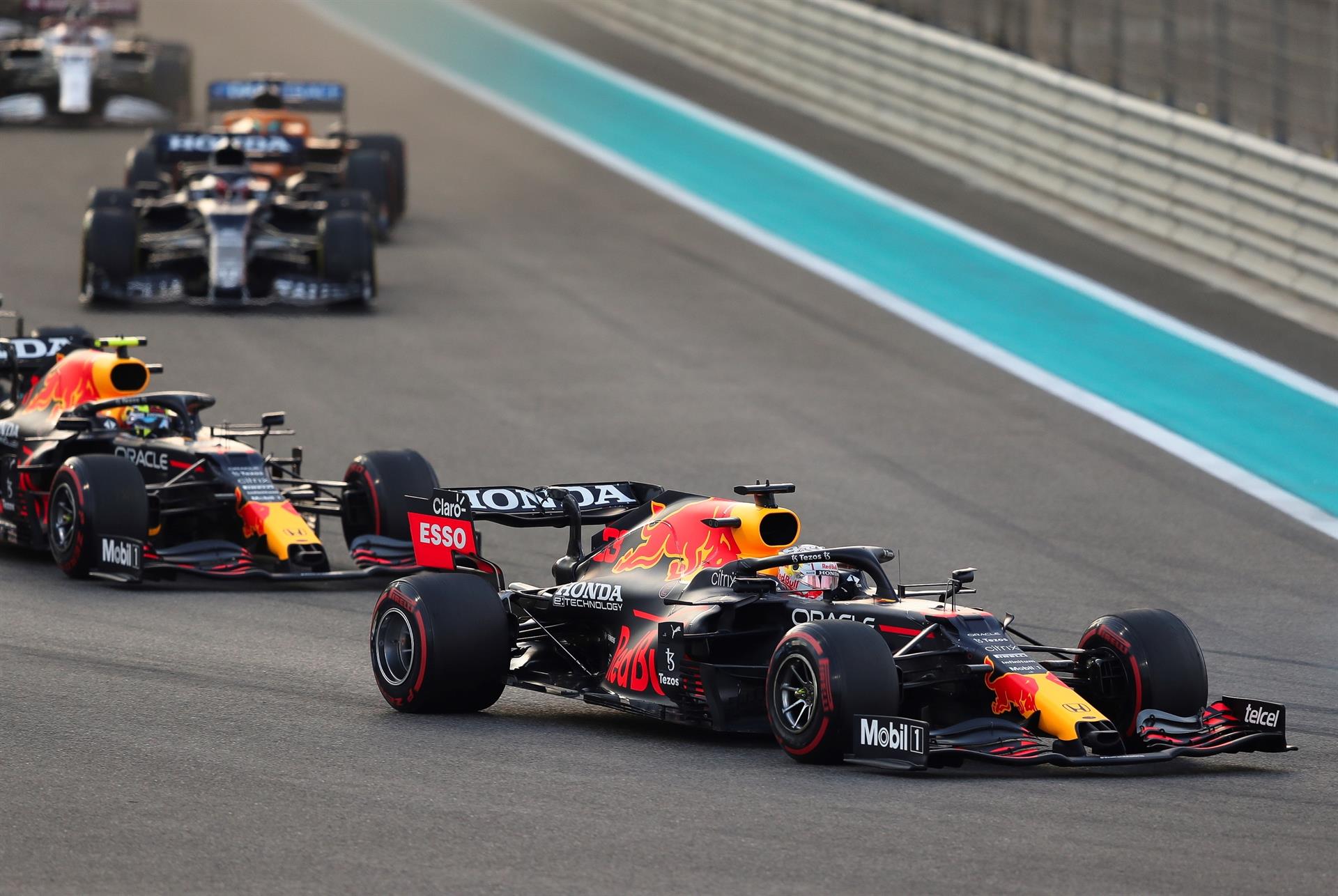 Preview GP de Singapura: A Resposta da McLaren e a Reentrada de Max Verstappen no Campeonato