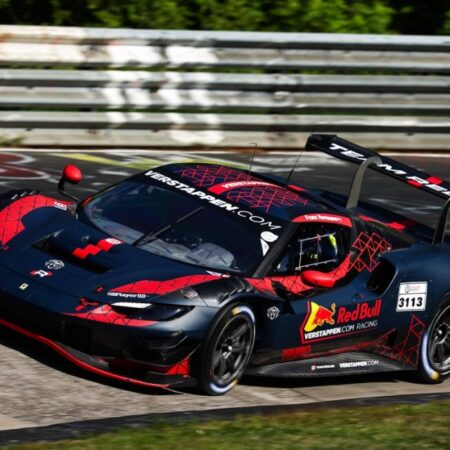 A vitória de Max Verstappen em Nordschleife eleva o seu estatuto junto dos rivais da F1