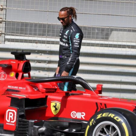 Por que a temporada de estreia de Lewis Hamilton na Ferrari deu errado?