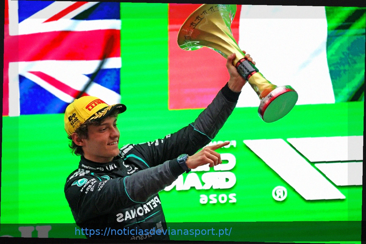 Preview Antonelli Reage a Erro Bizarro no Pódio de Xangai Após Confusão com ‘Kimi Räikkönen’