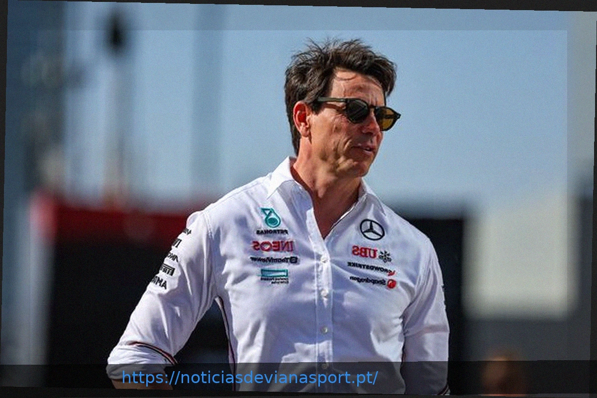 Preview Mercedes, Wolff admite: “Com carros iguais, Russell estaria à frente de Kimi”