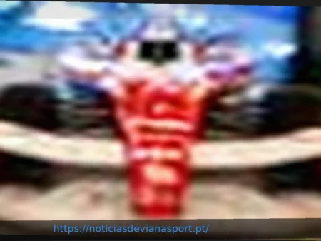 Max Verstappen Impressiona em Fuji: Espetacular Pilotagem na Chuva com GT500