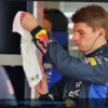 Fórmula 1 Hoje: Verstappen Critica Jornalista, Hamilton Faz Previsão Ousada sobre a Ferrari
