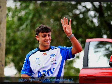 Arvid Lindblad: Estreia Vencedora na F1 o Coloca em Lista Exclusiva com Verstappen