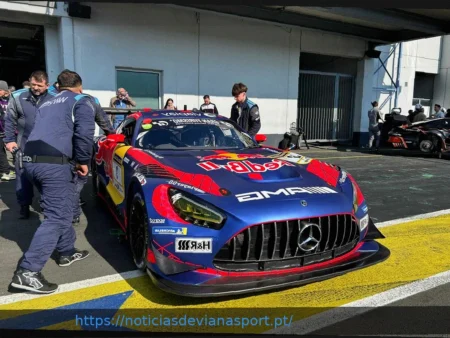 Драма Верстаппена на Нюрбургринге: технические проблемы помешали победе