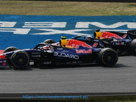 Red Bull Racing Testa Atualizações do RB22 em Silverstone, Seguindo a Ferrari