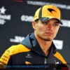 Lando Norris espera mudanças nas regras da F1 de 2026, pois as considera que “tiram muito controle dos pilotos”