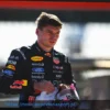 Verstappen: Изменения в двигателях 2027 года «определенно» помогут мне остаться в F1