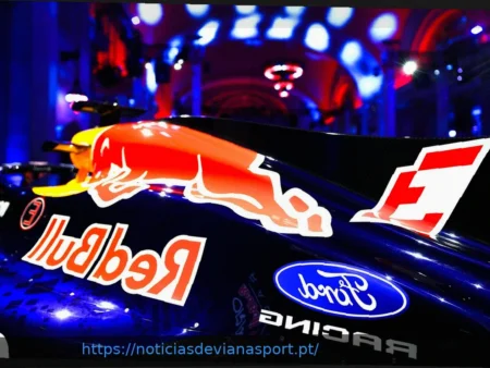 Ford Aporta o Amor pelo V8 na F1 em Meio a Mudanças na Estratégia de Carros de Rua