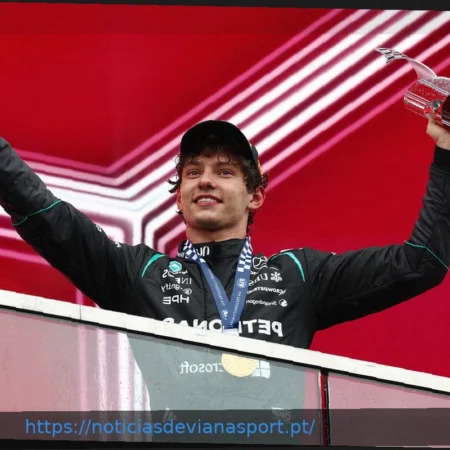 F1 Canadian GP: Antonelli lands F1 2026 blow as Russell retires in Montreal